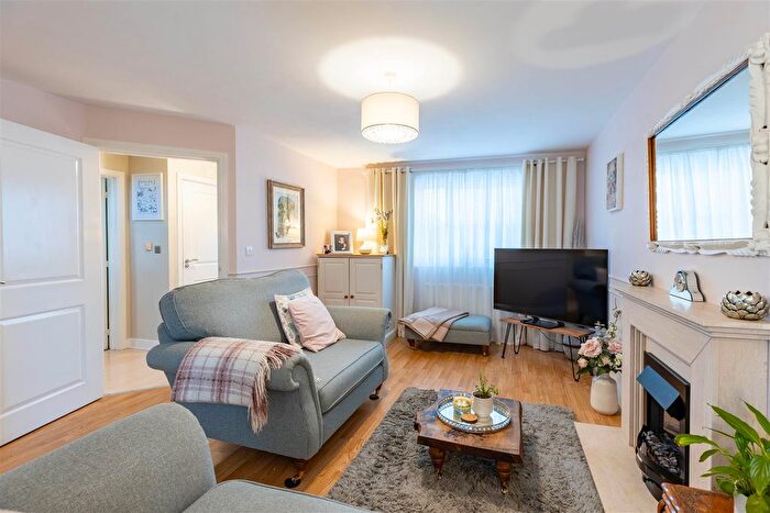 3 Bedroom End Of Terrace House For Sale In Blackberry, London Road, Cirencester, GL7