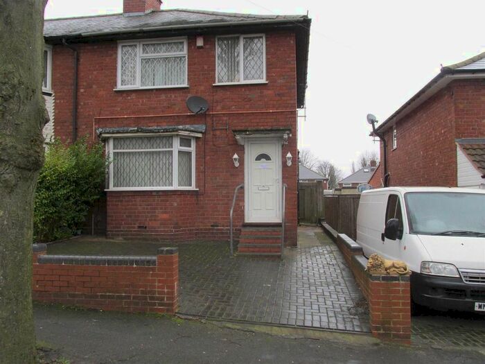 3 Bedroom Semi-Detached House To Rent In Hollycroft Road, Handsworth, Birmingham, B21