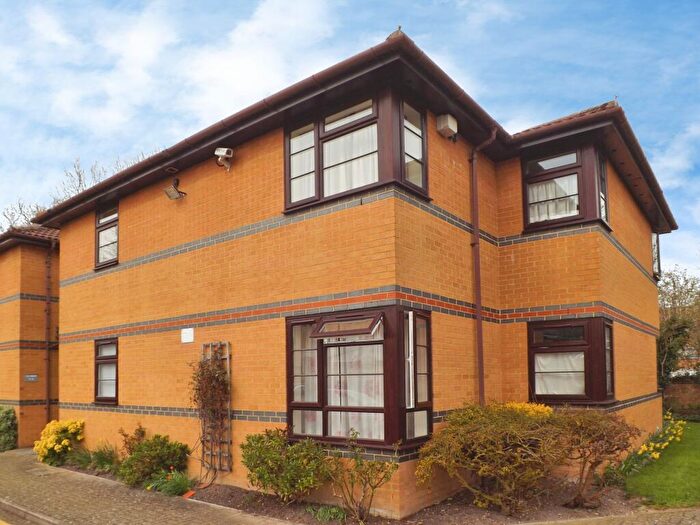 1 Bedroom Flat To Rent In Wedgewood Drive, CB1