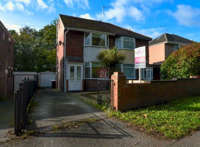 3 Bedroom Semi-Detached House To Rent In Retford Road, Woodhouse Mill, S13