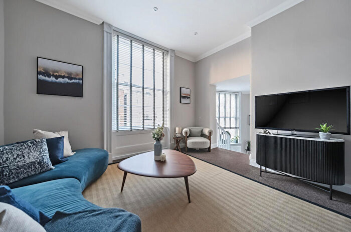 1 Bedroom Flat For Sale In London Road, Southampton, Hampshire, SO15