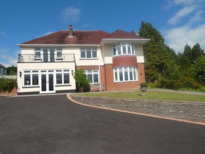 4 Bedroom Detached House For Sale In Chestnut Close, Rhyddings, Neath., SA10