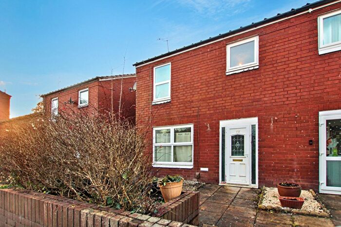 3 Bedroom Property To Rent In Heather Close, Birchwood, WA3