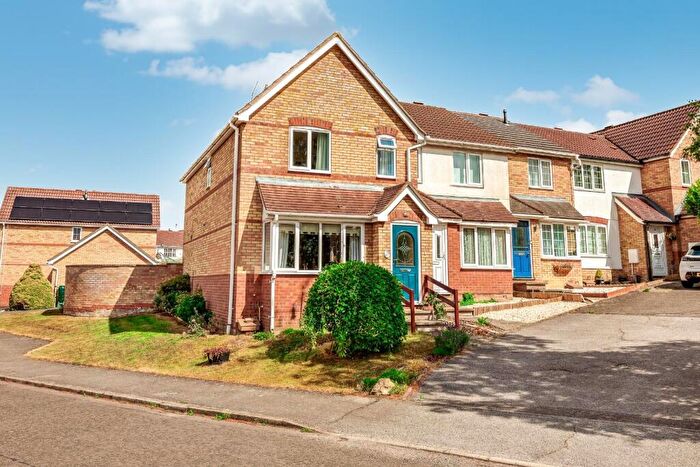 3 Bedroom End Of Terrace House For Sale In Hempstead Road, Haverhill, CB9