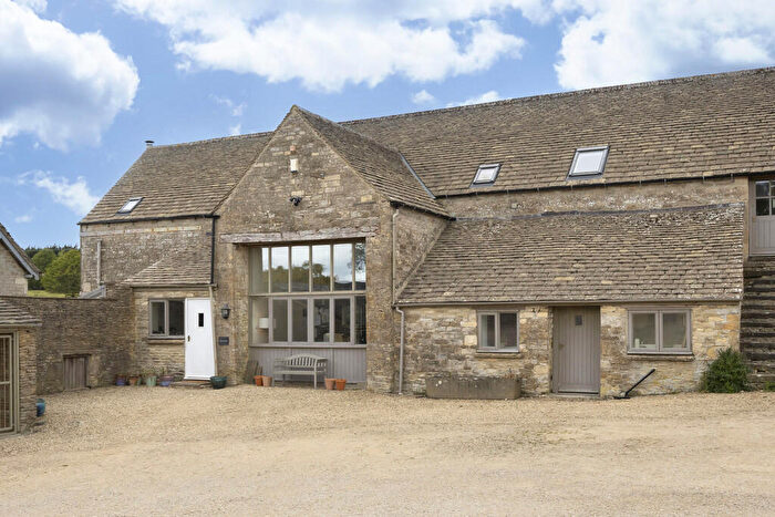 3 Bedroom Farm House To Rent In Stockwell, Birdlip, GL4