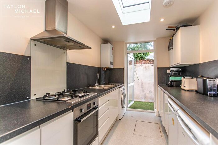5 Bedroom Terraced House To Rent In St. Mary Magdalene Street, Brighton, BN2