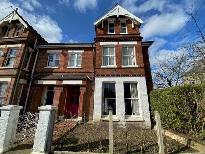 5 Bedroom Semi-Detached House To Rent In Bathurst Road, Norwich, NR2