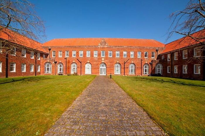 2 Bedroom Apartment To Rent In Robertson Drive, Lanark, ML11