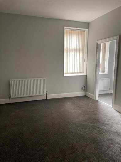 2 Bedroom Flat To Rent In Rectory Road, Gateshead, Gateshead, NE8