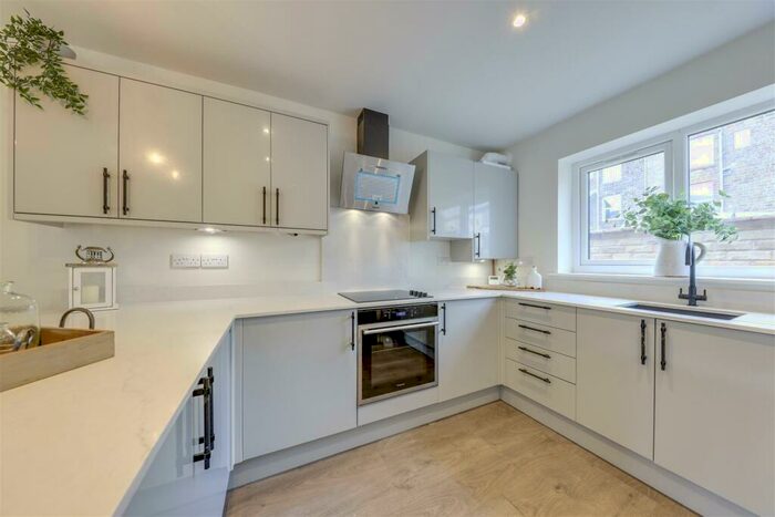 4 Bedroom Town House To Rent In Hutch Bank View, Off Grane Road, Haslingden, Rossendale, BB4