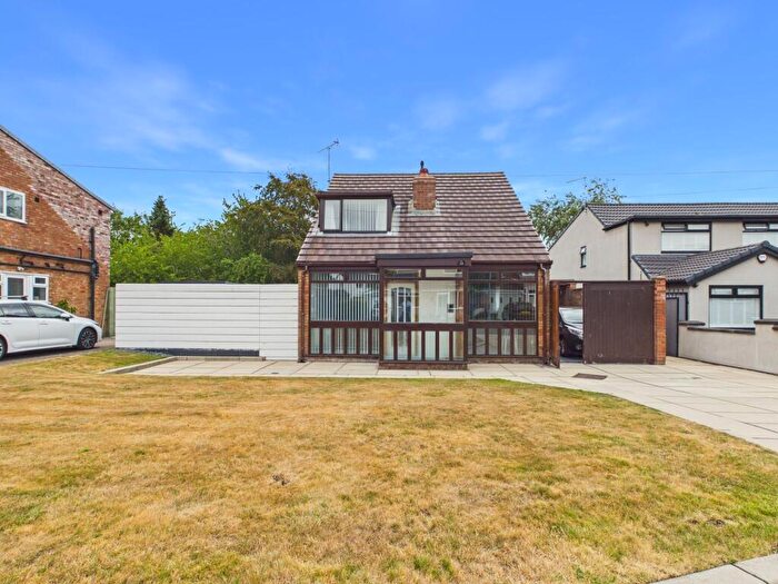 4 Bedroom Detached House For Sale In Westhaven Crescent, Aughton, L39