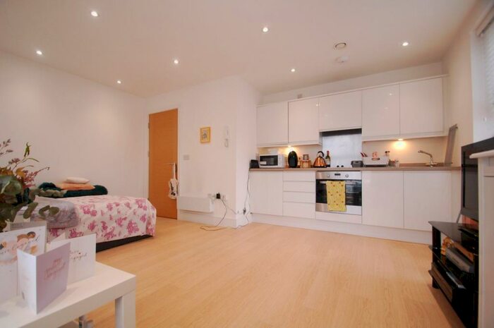 Apartment To Rent In Park House, Station Road, Loudwater, Buckinghamshire, HP10