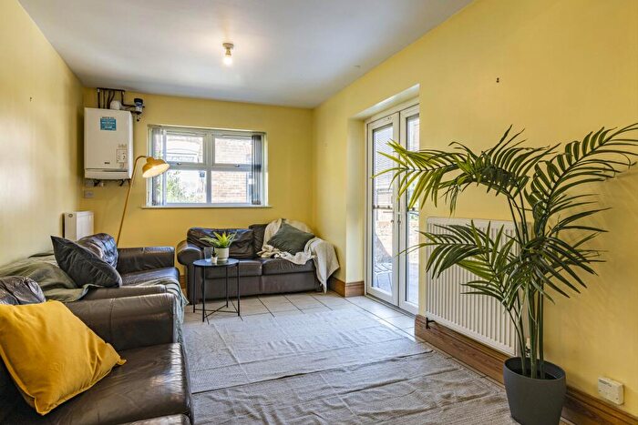 7 Bedroom House To Rent In Seely Road, Lenton, Nottingham, NG7