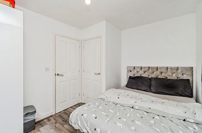 2 Bedroom End Of Terrace House For Sale In Bird Brook Close, Darlaston, Wednesbury, West Midlands, WS10