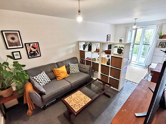 2 Bedroom Apartment To Rent In Paynes Road, Shirley, Southampton, Southampton, SO15