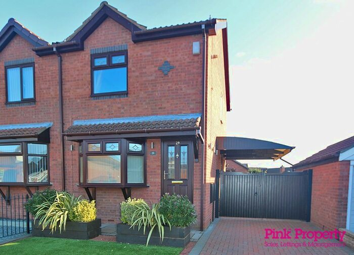 2 Bedroom Terraced House To Rent In Garbutt Close, Hull, HU12