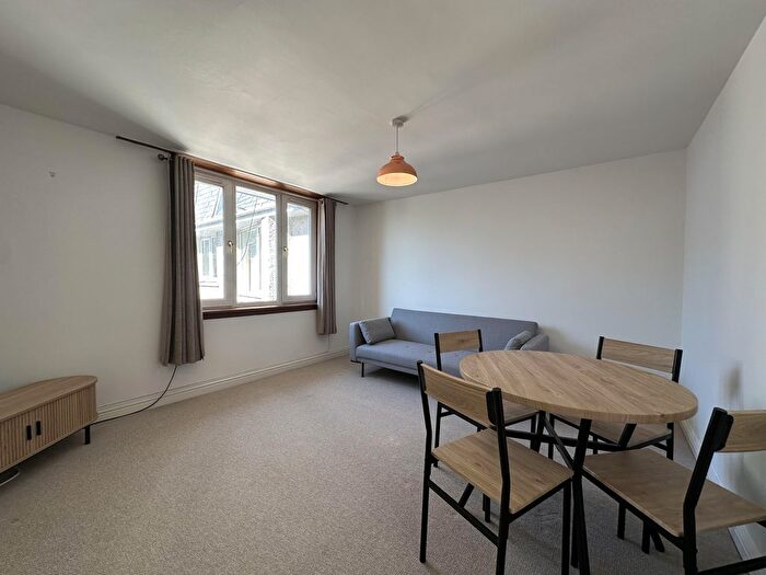 1 Bedroom Flat To Rent In Marine Court, Aberdeen, AB11