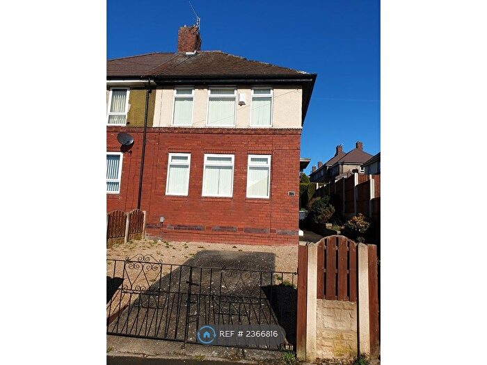 3 Bedroom Semi-Detached House To Rent In Barrie Crescent, Sheffield, S5