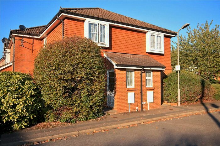 1 Bedroom End Of Terrace House To Rent In Pinewood Mews, Oaks Road, Stanwell, Staines-Upon-Thames, TW19