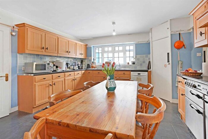 5 Bedroom Detached Bungalow To Rent In Sandy Lane, South Cheam, SM2