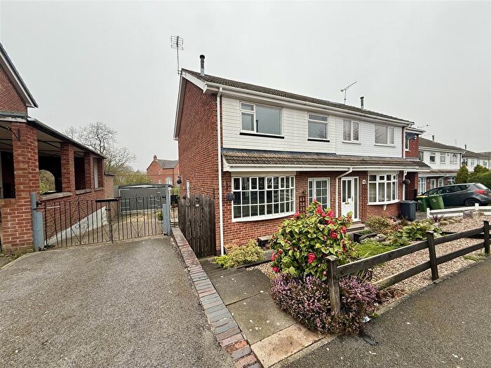 3 Bedroom Property To Rent In Holborn View, Codnor, Ripley, DE5