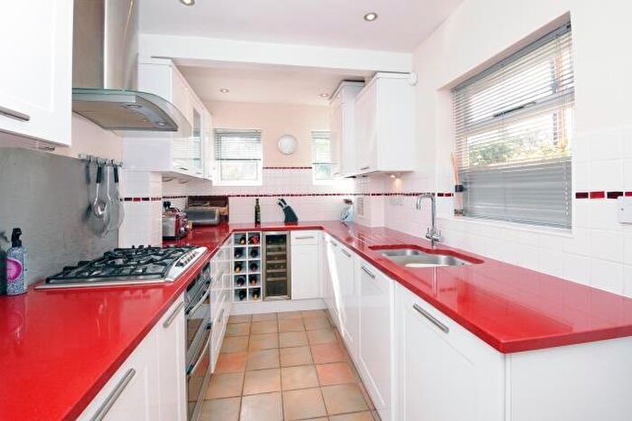 2 Bedroom Terraced House To Rent In Kings Road, Reading, RG4