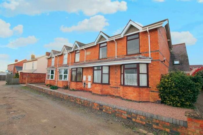 1 Bedroom Flat To Rent In Park Lane, Hallow, Worcester, WR2