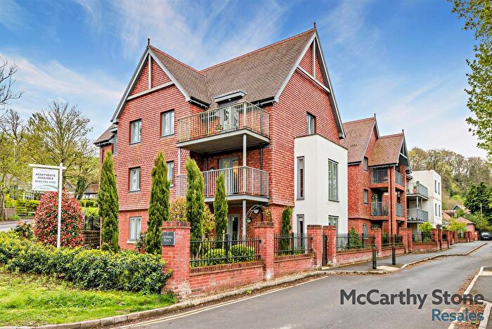 2 Bedroom Flat For Sale In Canning Place, Granham Close, Marlborough, SN8