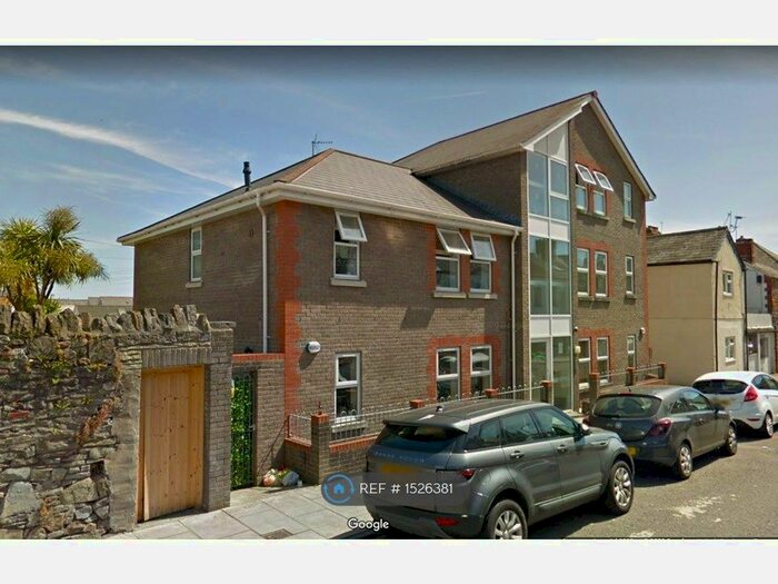 2 Bedroom Flat To Rent In Dalton Street, Cardiff, CF24