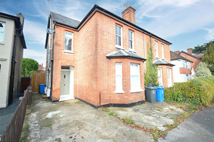 2 Bedroom Maisonette To Rent In St Lukes Road, Maidenhead, Berkshire, SL6