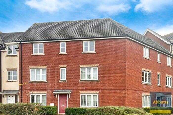 2 Bedroom Flat To Rent In Sinclair Drive, Ipswich, IP2