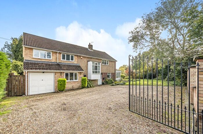 4 Bedroom Detached House For Sale In St. Nicolas Lane, Chislehurst, BR7