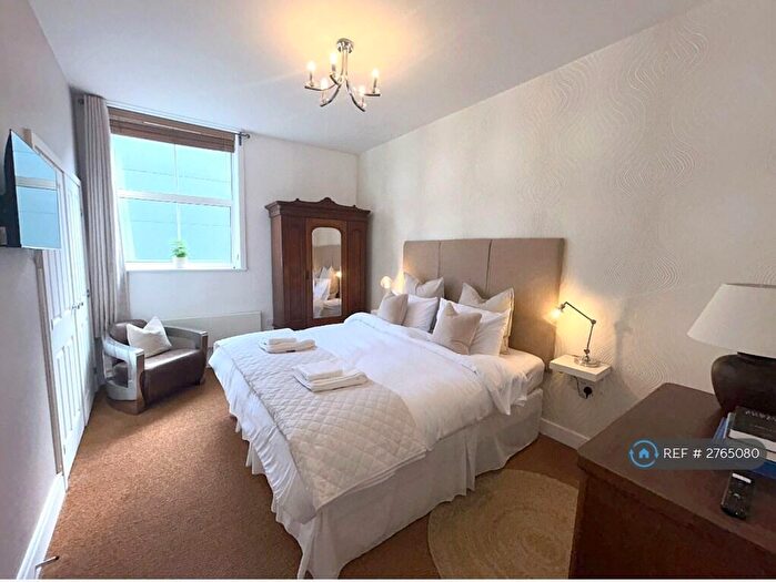 2 Bedroom Flat To Rent In Ashton, Bristol, BS3