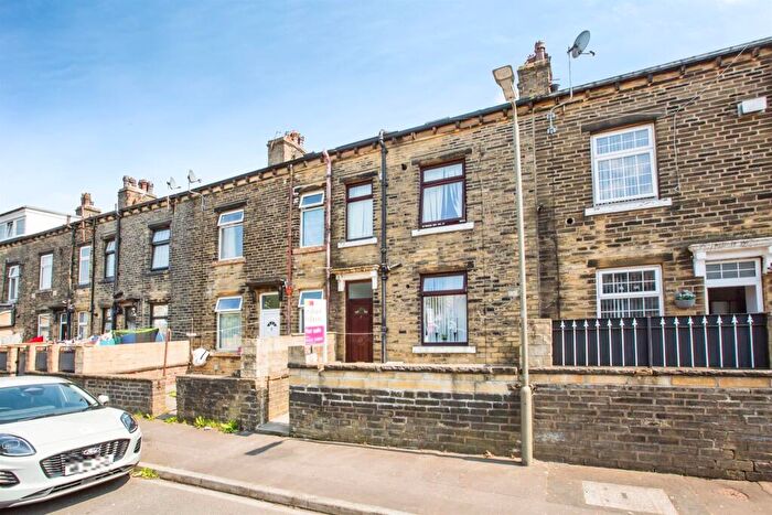 2 Bedroom Terraced House For Sale In Harrow Street, Halifax, HX1