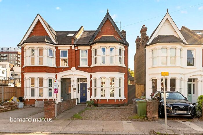 1 Bedroom Maisonette For Sale In Sussex Road, New Malden, KT3