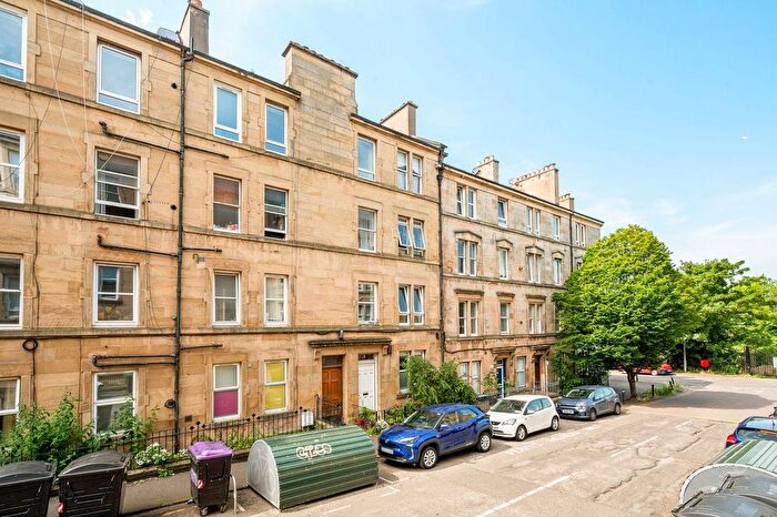 2 Bedroom Flat For Sale In Tay Street, Edinburgh, EH11