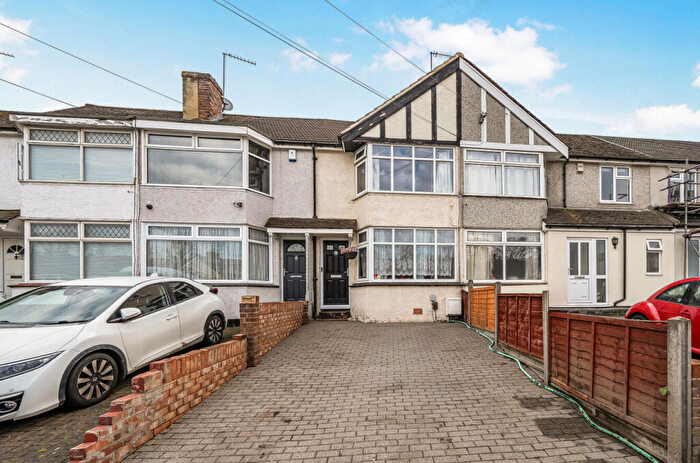 3 Bedroom Terraced House For Sale In Parkside Avenue, Bexleyheath, Kent, DA7