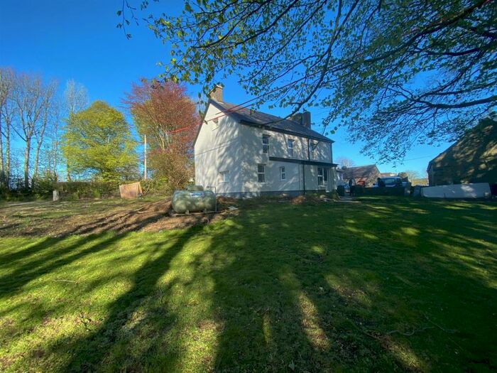 5 Bedroom Smallholding For Sale In Saron, Llandysul, SA44