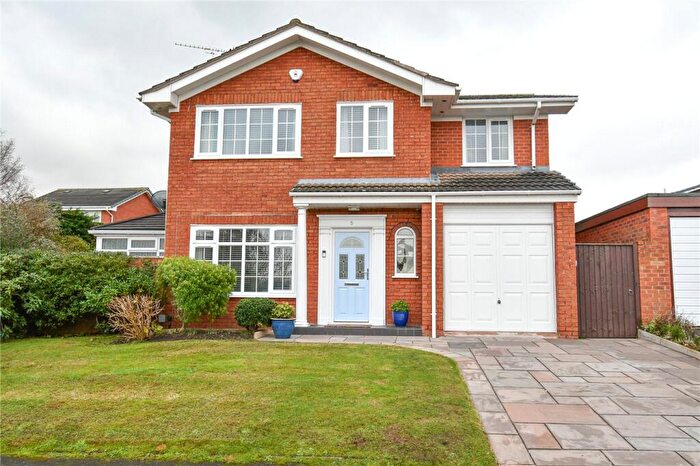 4 Bedroom Detached House For Sale In Bradwell Close, West Kirby, Wirral, CH48