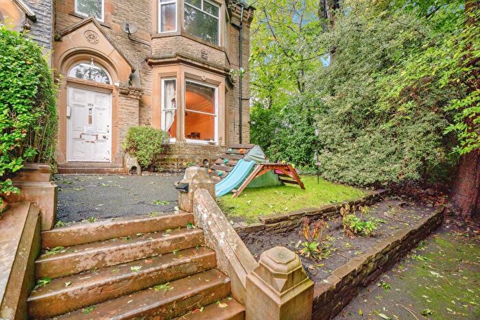 7 Bedroom End Of Terrace House For Sale In Manchester Road, Burnley, Lancashire, BB11