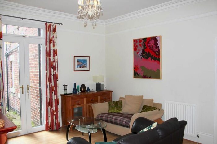 2 Bedroom Flat To Rent In Rothbury Terrace, Heaton, Newcastle NE6