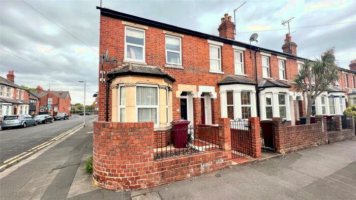 3 Bedroom End Of Terrace House To Rent In Newport Road, Reading, Berkshire, RG1