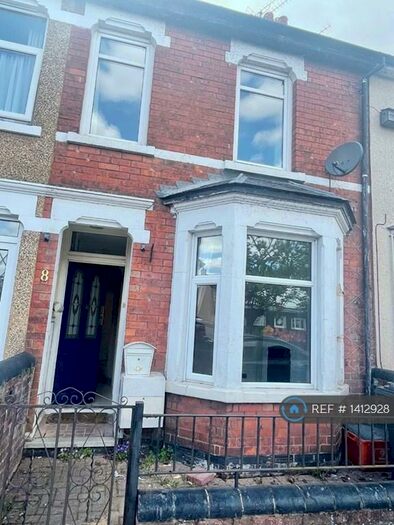 2 Bedroom Terraced House To Rent In Savernake Street, Swindon, SN1