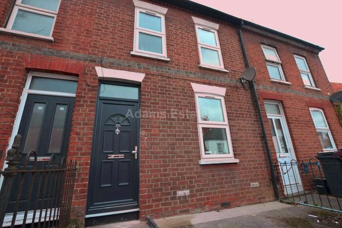 3 Bedroom Terraced House To Rent In Southampton Street, Reading RG1