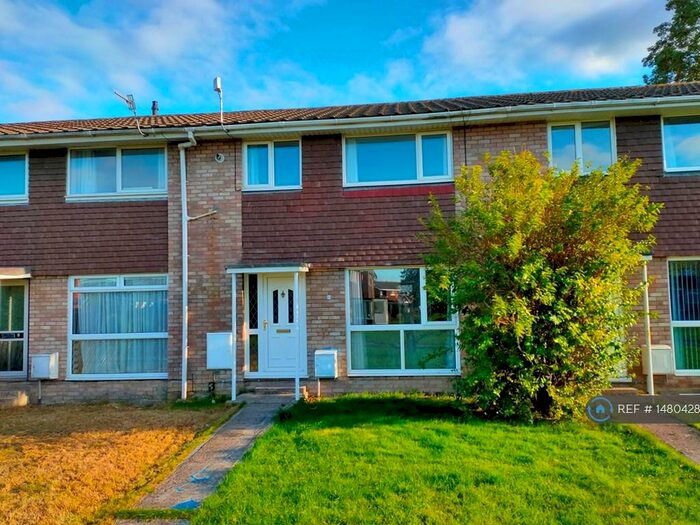 3 Bedroom Terraced House To Rent In King Edward Close, Bristol, BS14