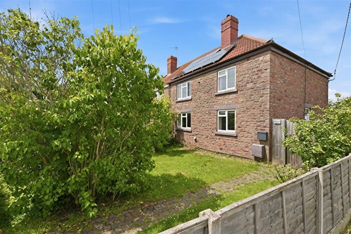 3 Bedroom Semi Detached House For Sale In Woodend Road, Frampton Cotterell, Bristol, BS36