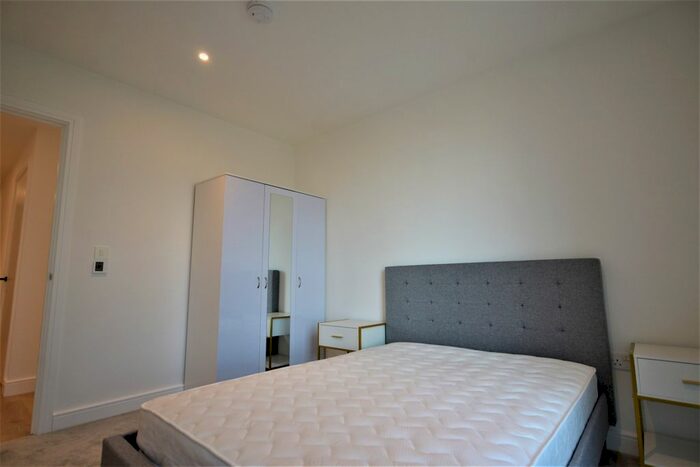 2 Bedroom Flat To Rent In Beresford Avenue, Wembley, HA0
