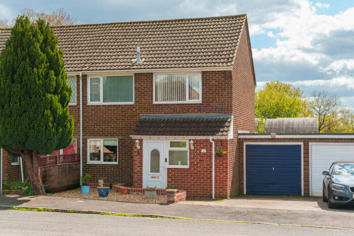 3 Bedroom Semi Detached House For Sale In Church Fields, Trowbridge, BA14