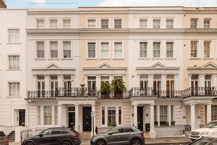 1 Bedroom Flat For Sale In Kensington Park Road, Notting Hill, London, W11
