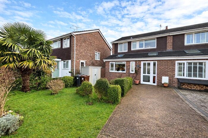 3 Bedroom Semi Detached House For Sale In Eight Acres, Romsey, Hampshire, SO51